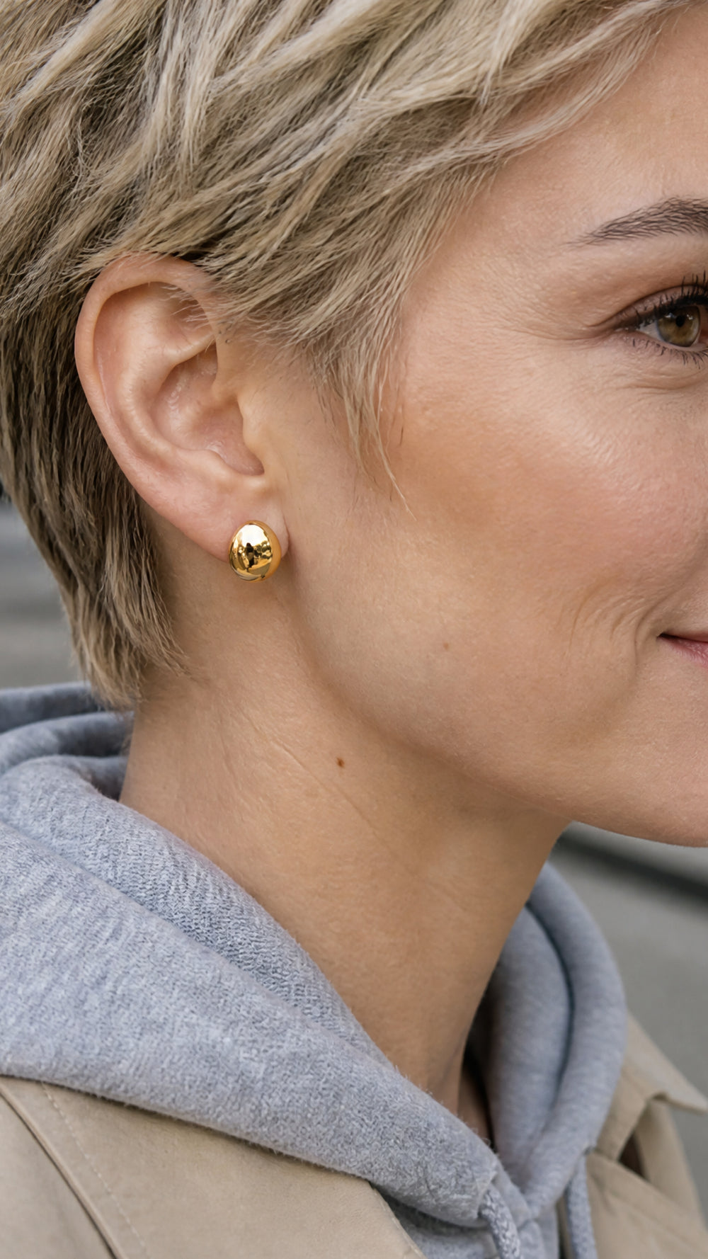 Bean-Shaped Stud Earrings customer photo
